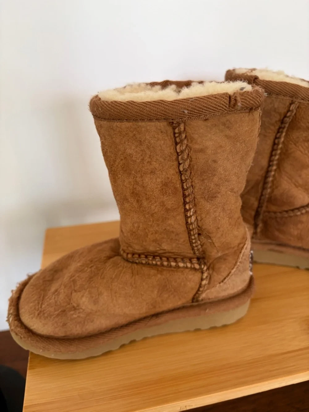 UGG have ton